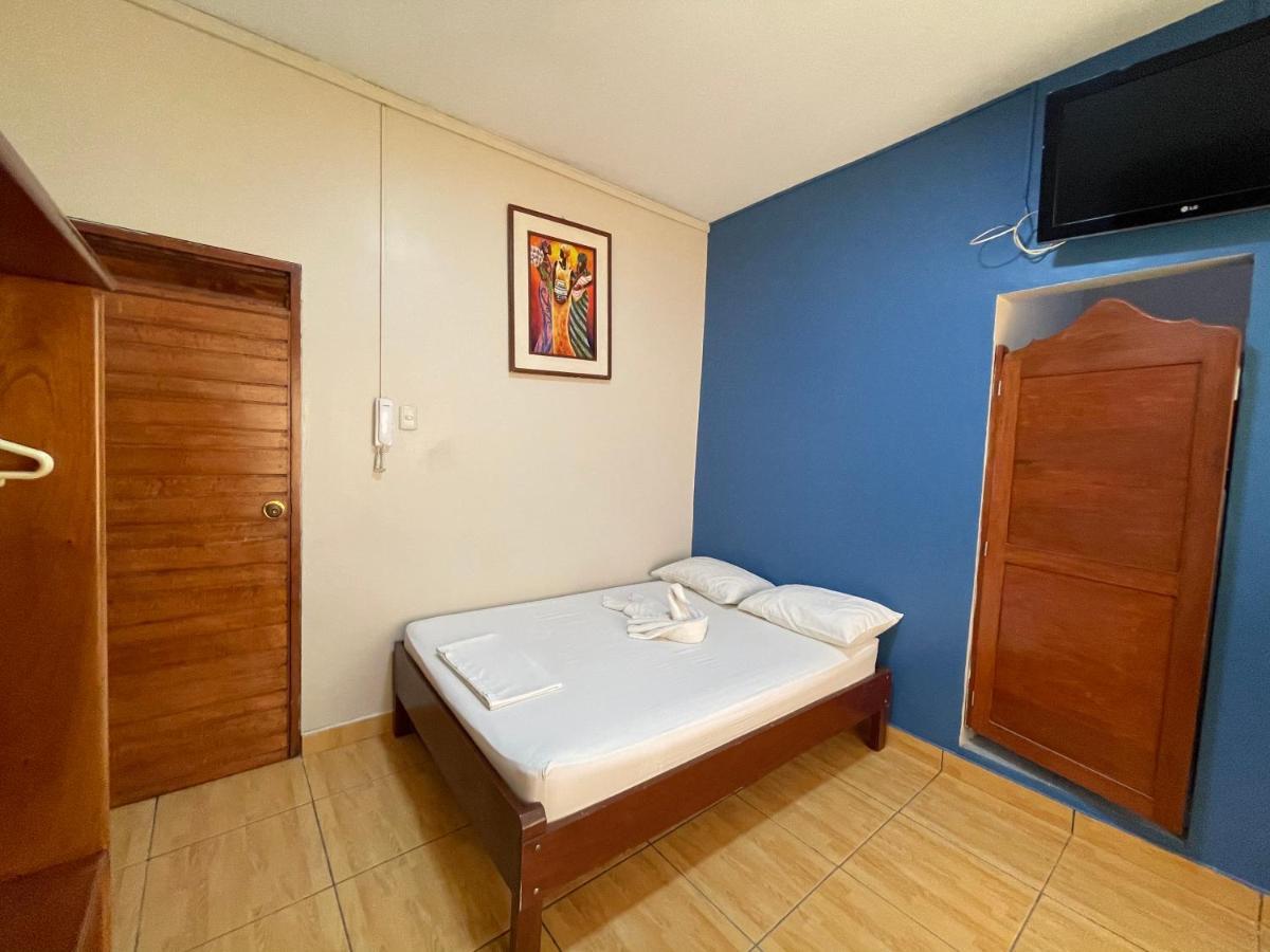 Alojamiento Tahuari Iquitos Exterior photo